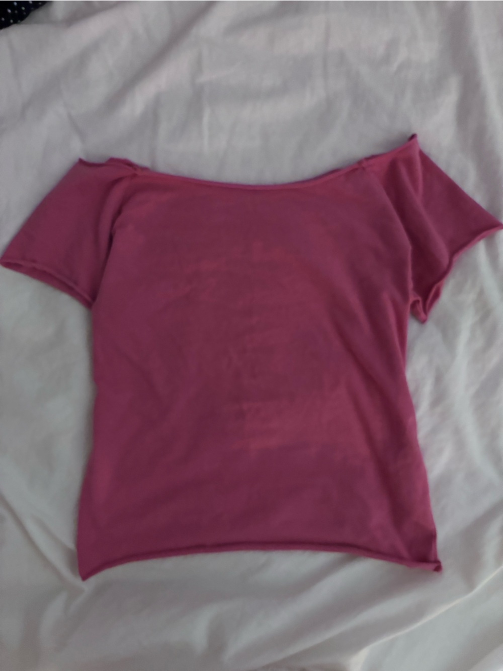 Brandy Melville Off-Shoulder Top Raspberry Pink